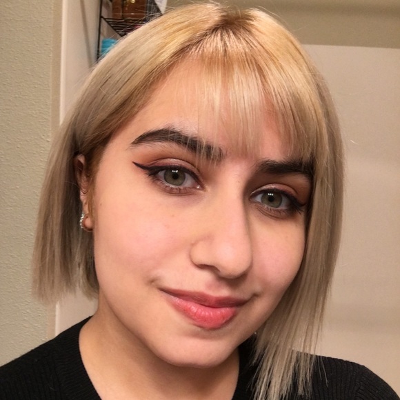 Meet your Posher, Shalini - Picture 1 of 1